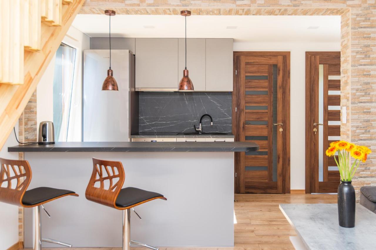 Apartamentai Pas Kaju Senamiestyje Salia Botanikos Parko Palanga Exterior photo