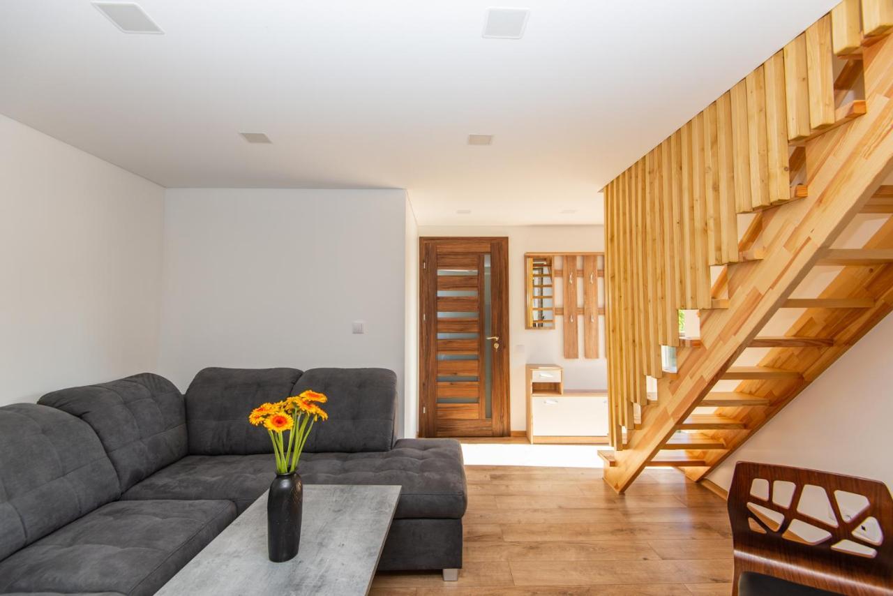 Apartamentai Pas Kaju Senamiestyje Salia Botanikos Parko Palanga Exterior photo
