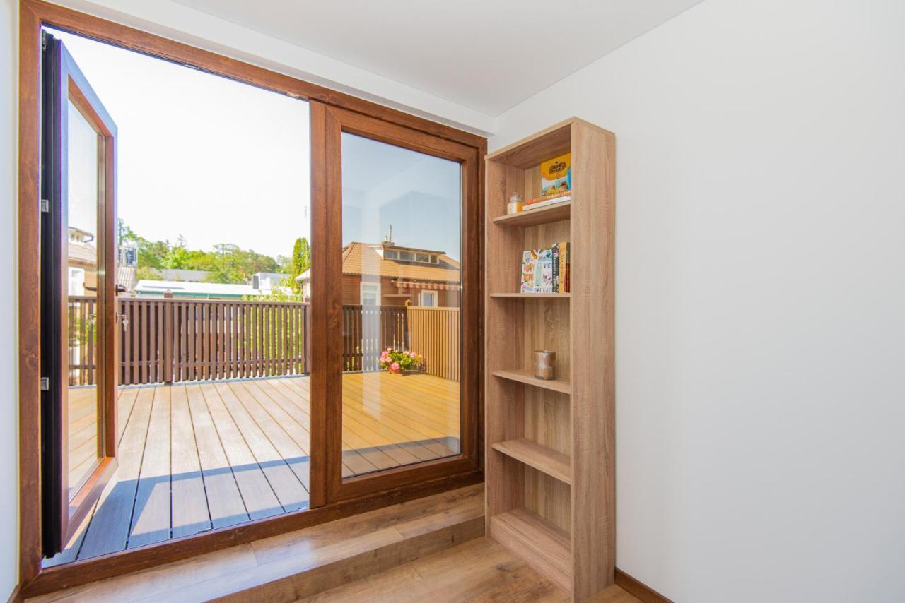 Apartamentai Pas Kaju Senamiestyje Salia Botanikos Parko Palanga Exterior photo